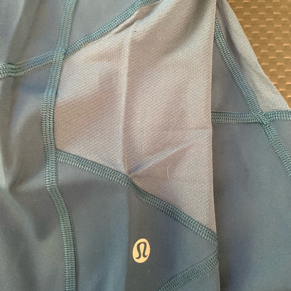 Lululemon Cropped Leggings - Picture 7 of 7